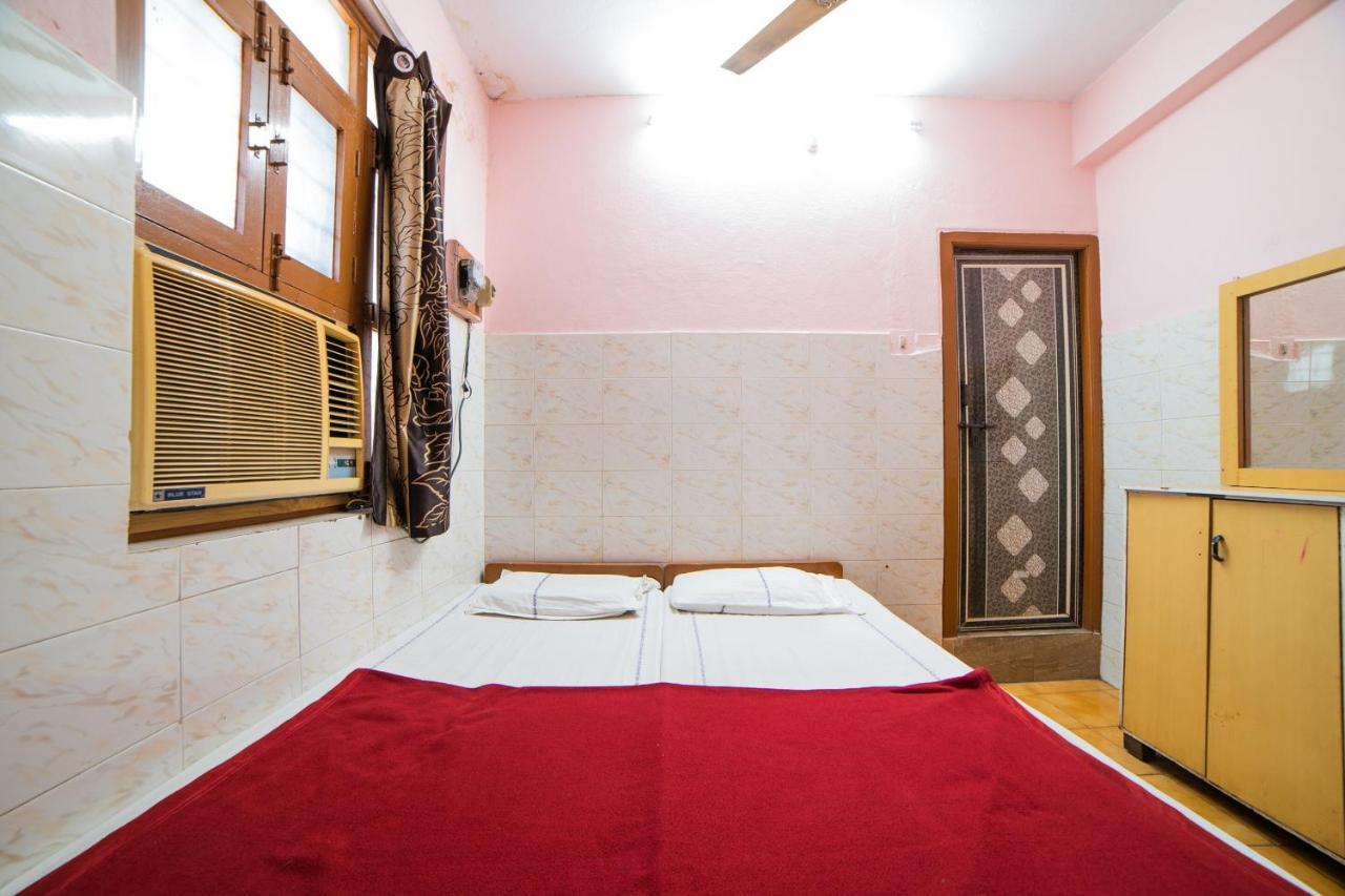 Hotel O Sree Radha Lodge Near Snow World Secundurabad Екстериор снимка