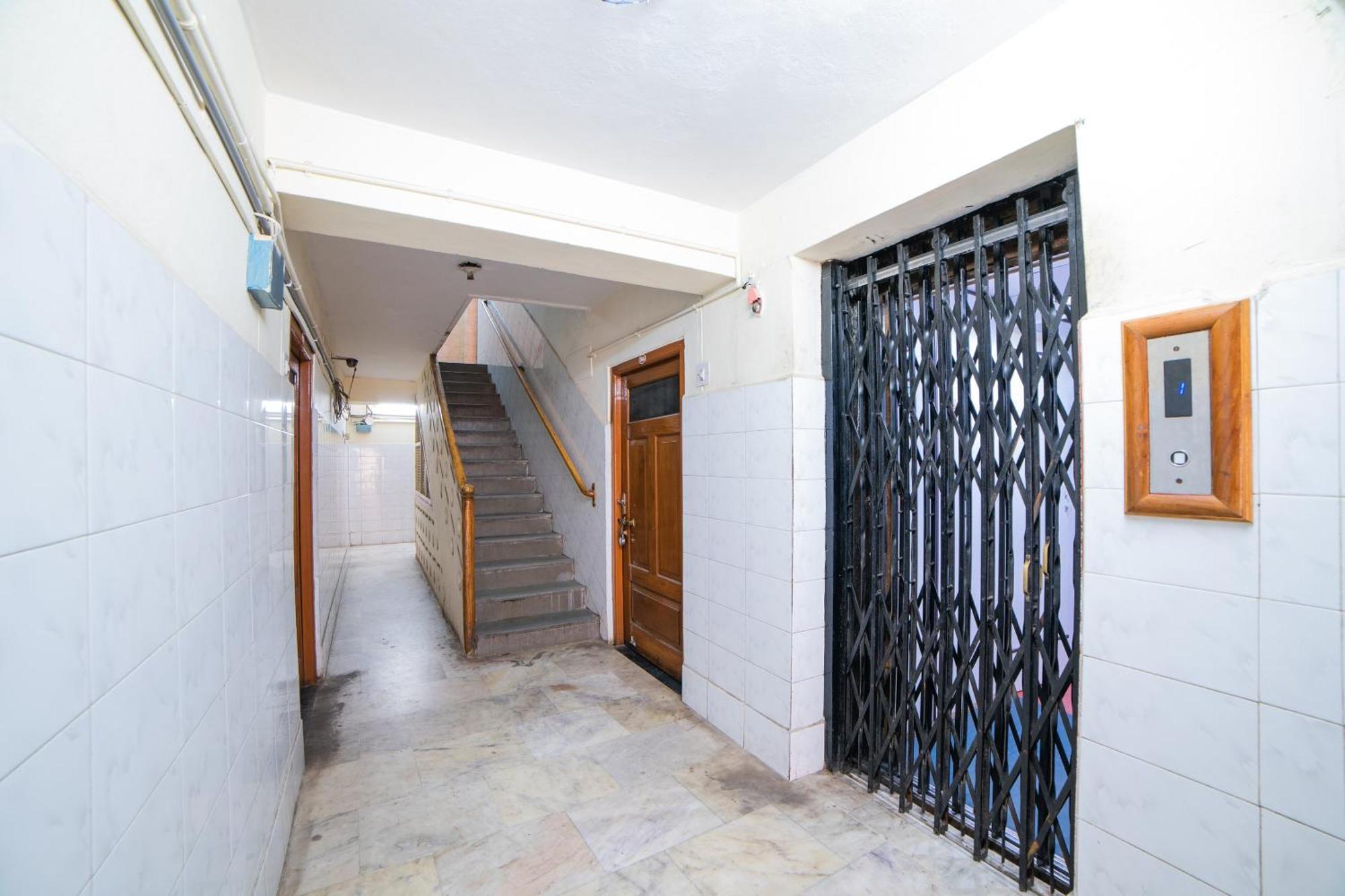 Hotel O Sree Radha Lodge Near Snow World Secundurabad Екстериор снимка